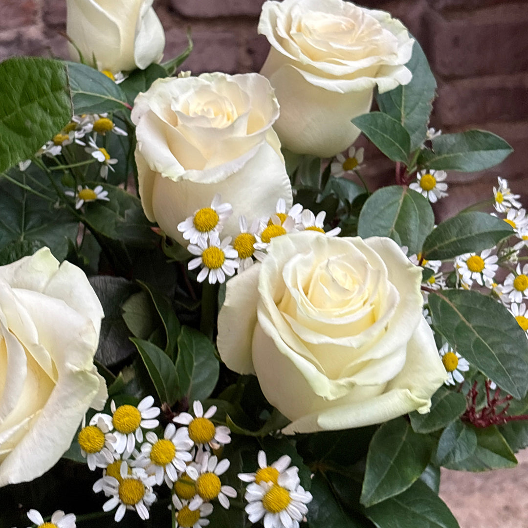 Ramo de rosas blancas