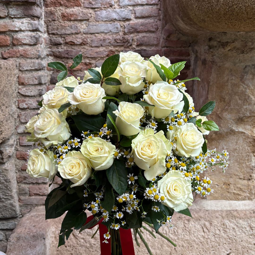 Ramo de rosas blancas